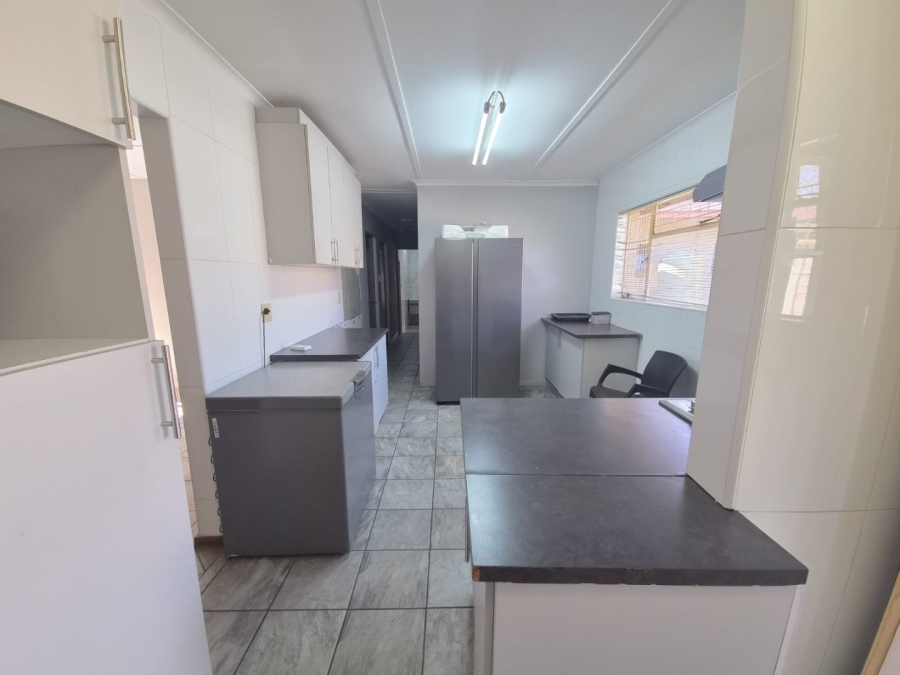 12 Bedroom Property for Sale in Universitas Ridge Free State